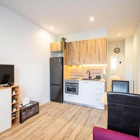 Agradable Apartamento A Pie De Calle-30 Min De Sol マドリード エクステリア 写真