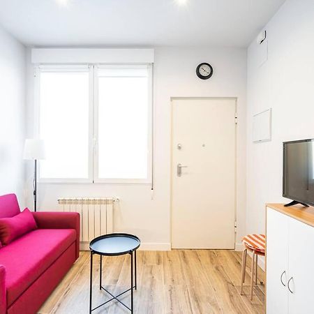 Agradable Apartamento A Pie De Calle-30 Min De Sol マドリード エクステリア 写真