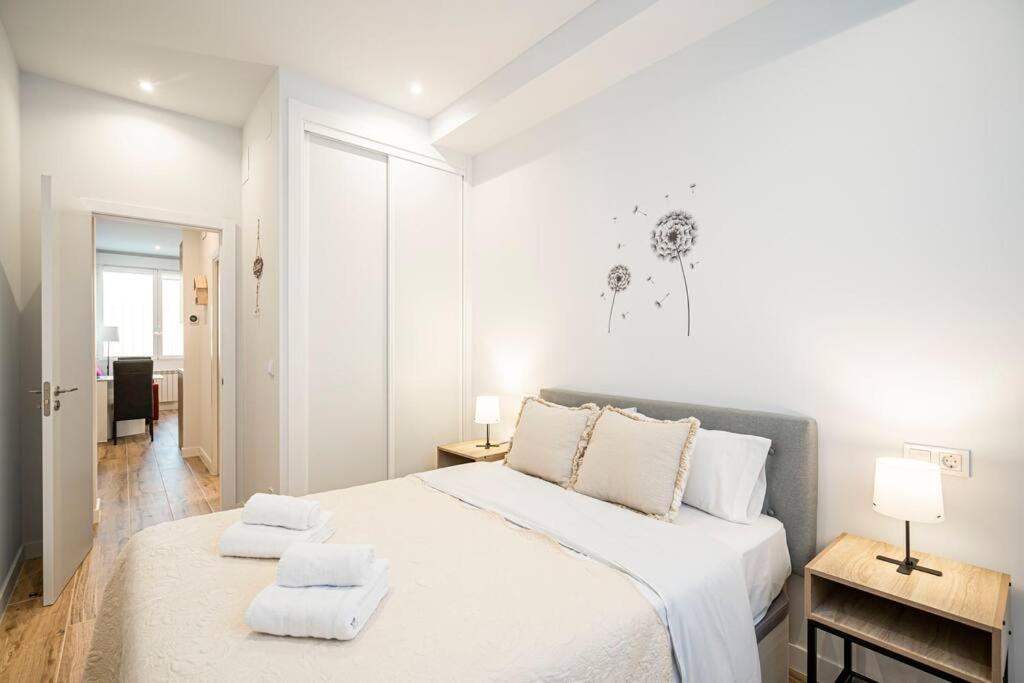 Agradable Apartamento A Pie De Calle-30 Min De Sol マドリード エクステリア 写真