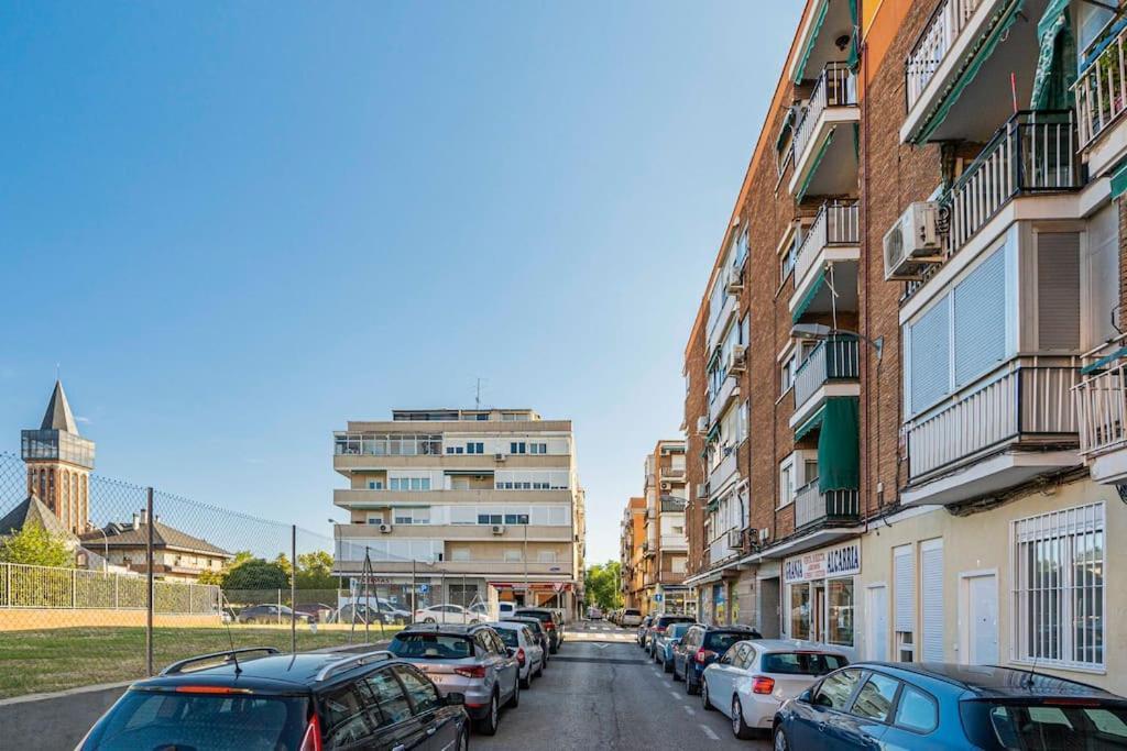 Agradable Apartamento A Pie De Calle-30 Min De Sol マドリード エクステリア 写真
